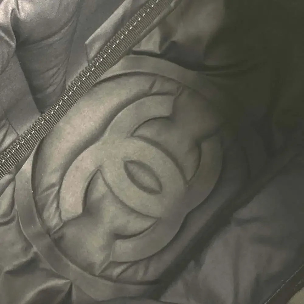 CHANEL louis vuitton
